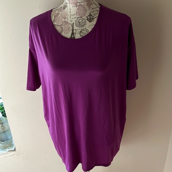 Lularoe Purple XS Irma shirt nwt - Picture 1 of 6
